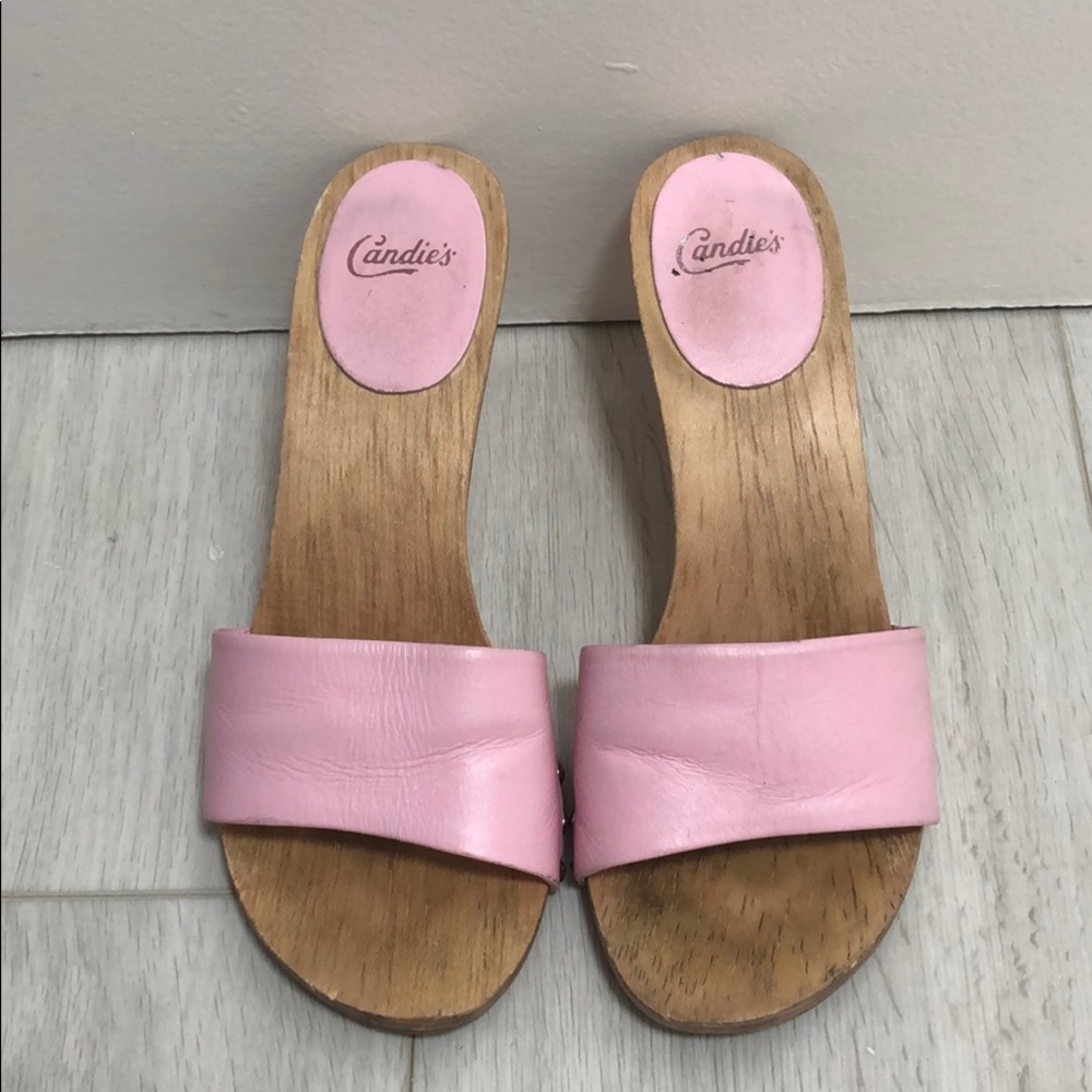 Pink kitten heel